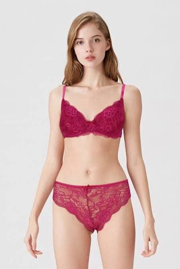 Lace bra and panty set